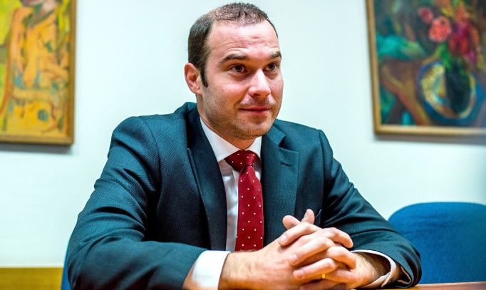 Hollik István